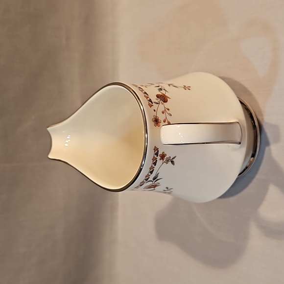 New Noritake Adagio 7237 Creamer & Sugar Bowl w/Lid - Picture 8 of 13